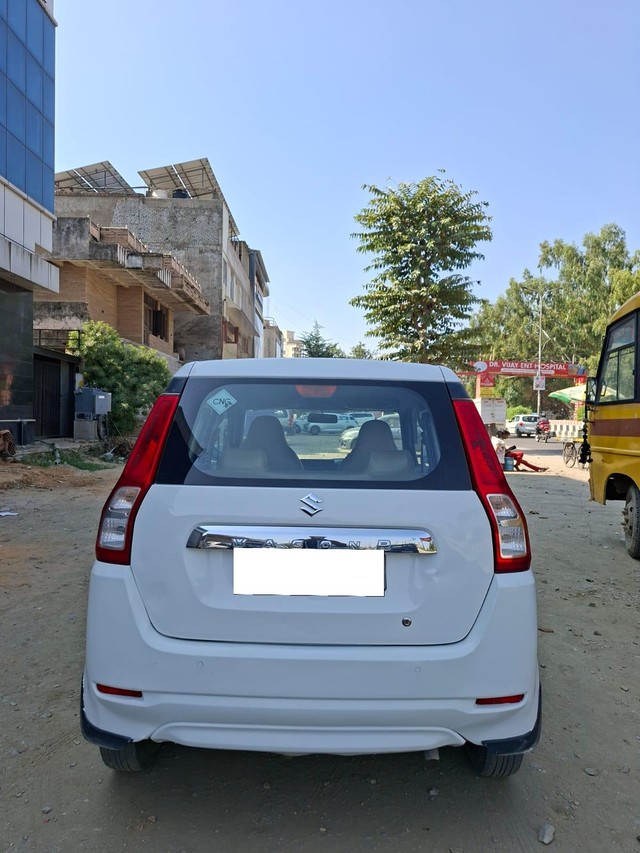 Second-hand 2021 Maruti Suzuki Wagon R CNG LXI Opt for sale in Jaipur-3
