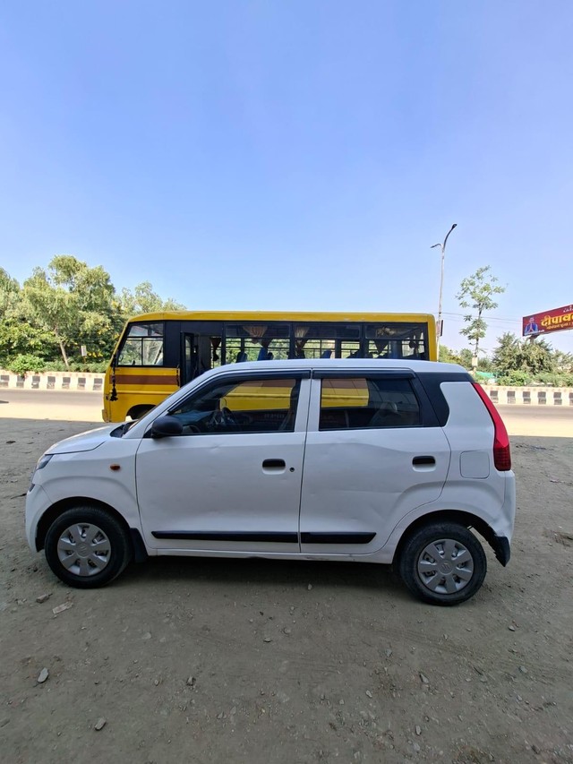Second-hand 2021 Maruti Suzuki Wagon R CNG LXI Opt for sale in Jaipur-5