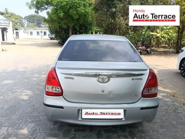 Second-hand 2011 Toyota Etios V for sale in Coimbatore-1
