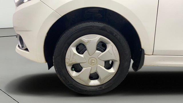 Second-hand 2018 Tata Tiago 1.2 Revotron XZ for sale in Kochi-25