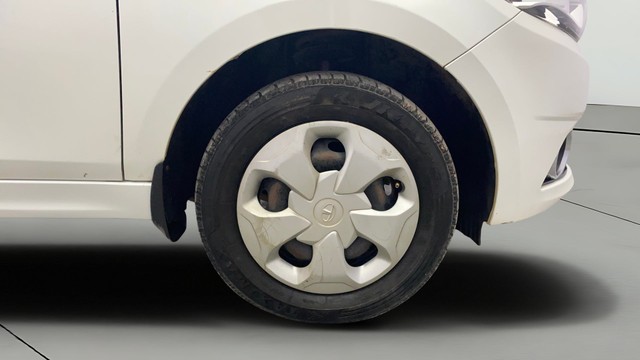 Second-hand 2018 Tata Tiago 1.2 Revotron XZ for sale in Kochi-23