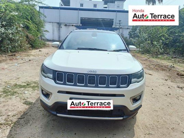 Jeep Compass 2.0 Limited Option 4X4 Second-hand 2017 Jeep Compass 2.0 Limited Option 4X4 for sale in Tiruchirappalli-1