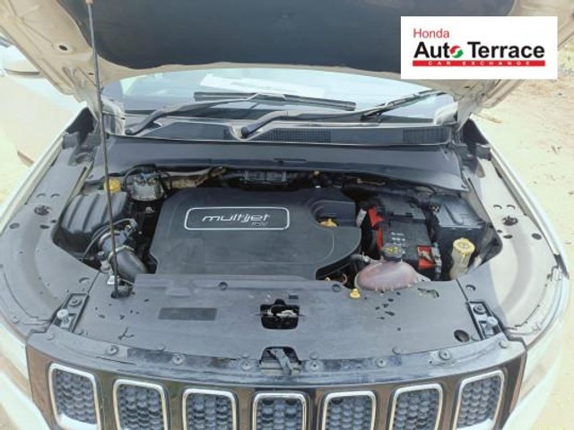 Jeep Compass 2.0 Limited Option 4X4 Second-hand 2017 Jeep Compass 2.0 Limited Option 4X4 for sale in Tiruchirappalli-18