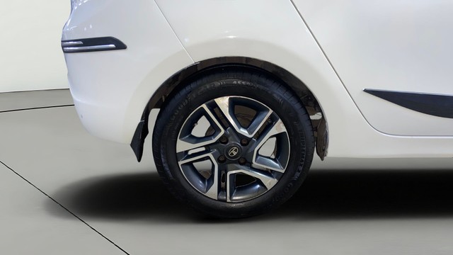 Second-hand 2019 Tata Tigor XZ Plus for sale in Surat-27