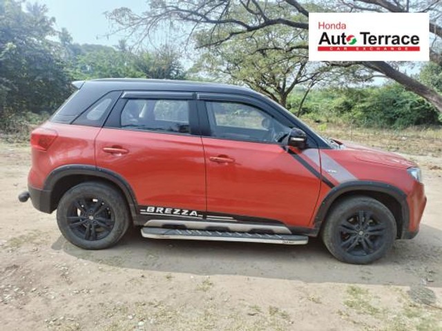 Second-hand 2019 Maruti Suzuki Vitara Brezza ZDi Plus for sale in Tiruchirappalli-5