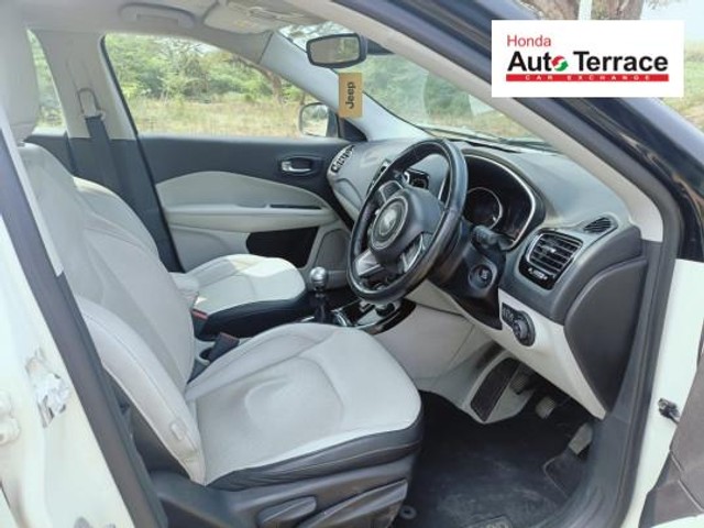 Second-hand 2017 Jeep Compass 2.0 Limited Option 4X4 for sale in Thanjavur-8