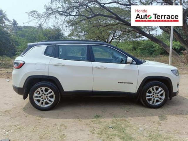 Second-hand 2017 Jeep Compass 2.0 Limited Option 4X4 for sale in Thanjavur-6