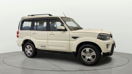 2020 Mahindra Scorpio S9