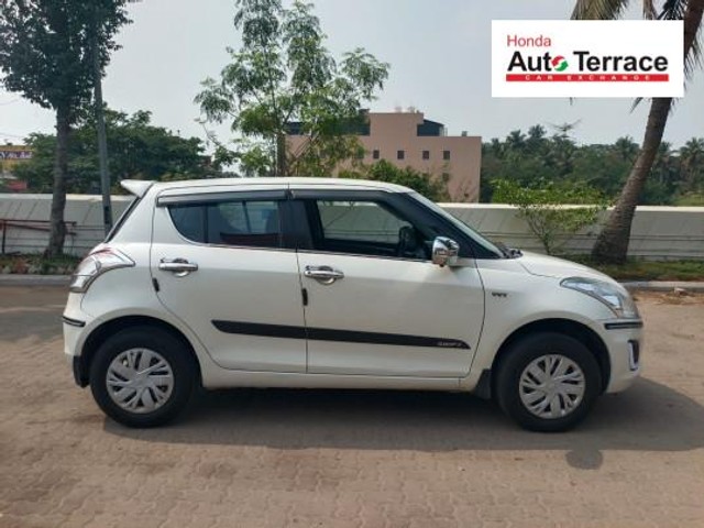 Maruti Suzuki Swift VXI Optional Second-hand 2017 Maruti Suzuki Swift VXI Optional for sale in Pondicherry-1