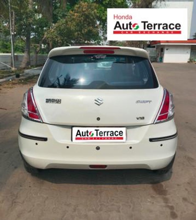 Maruti Suzuki Swift VXI Optional Second-hand 2017 Maruti Suzuki Swift VXI Optional for sale in Pondicherry-3