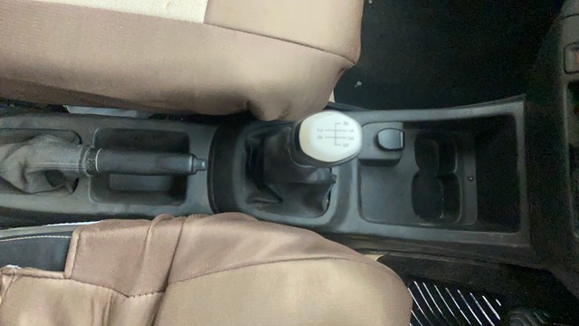 Second-hand 2017 Renault KWID 1.0 RXL 02 Anniversary Edition for sale in Hyderabad-13