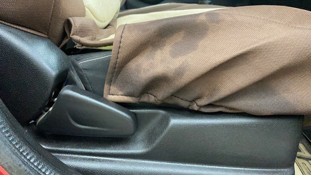 Second-hand 2017 Renault KWID 1.0 RXL 02 Anniversary Edition for sale in Hyderabad-18