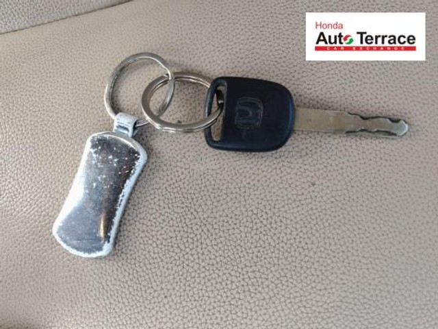 Second-hand 2013 Honda Brio S MT for sale in Chennai-8