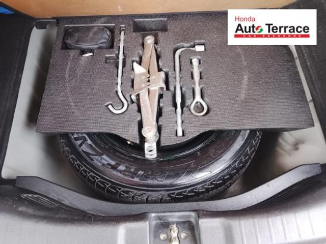 Second-hand 2015 Honda Jazz V CVT for sale in Chennai-14