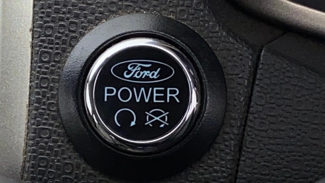 Second-hand 2016 Ford Ecosport 1.5 TDCi Titanium BSIV for sale in Chennai-5