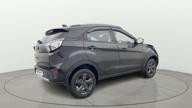 Second-hand 2022 Tata Nexon XZ Plus (O) Dark Edition Diesel for sale in Chennai-14