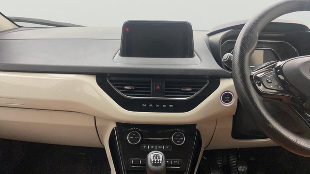 Tata Nexon XZ Plus (O) BSVI Second-hand 2022 Tata Nexon XZ Plus (O) BSVI for sale in Hyderabad-3