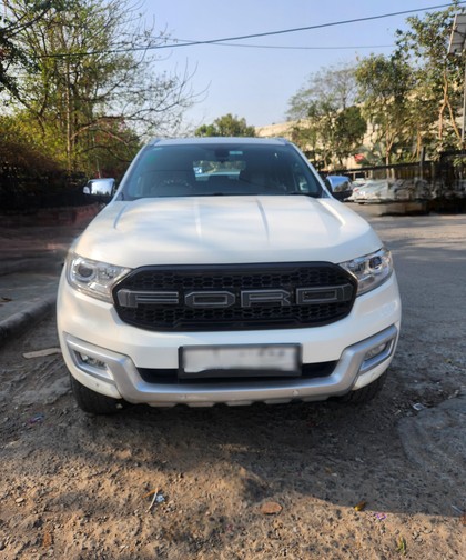 Second-hand 2016 Ford Endeavour 2.2 Titanium AT 4X2 for sale in New Delhi