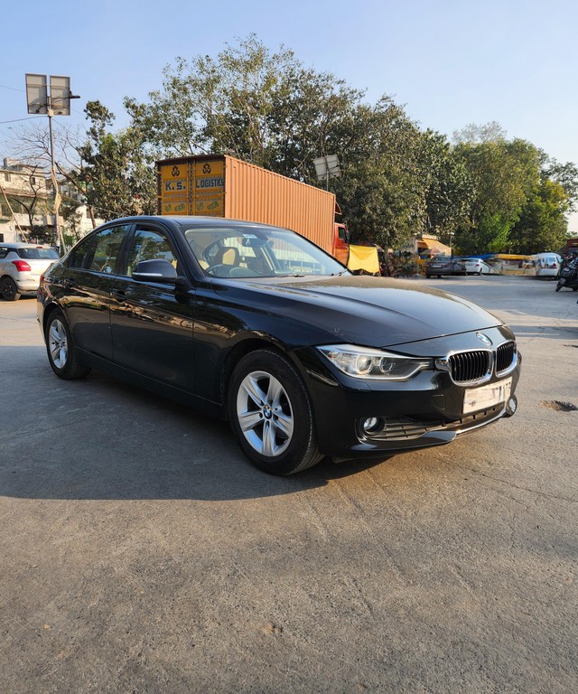 Second-hand 2016 BMW 3 Series 320d for sale in New Delhi-6
