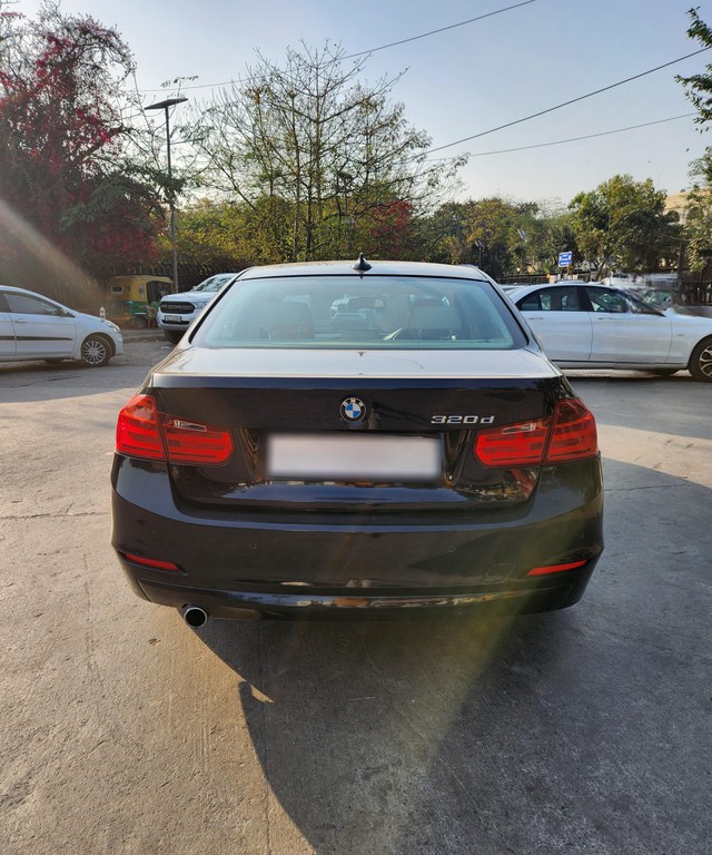 Second-hand 2016 BMW 3 Series 320d for sale in New Delhi-8