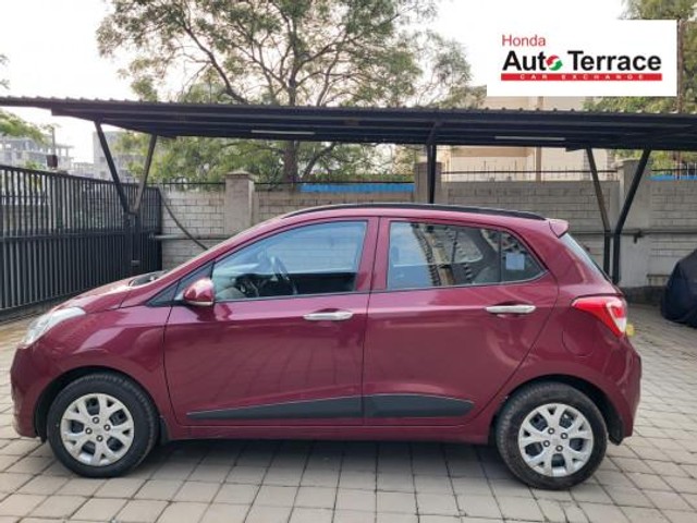 Second-hand 2015 Hyundai Grand i10 1.2 CRDi Sportz for sale in Jamshedpur-3