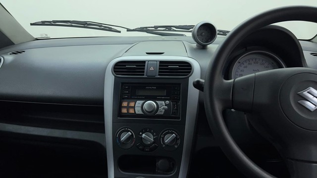 Second-hand 2013 Maruti Ritz VXi for sale in Mysore-36