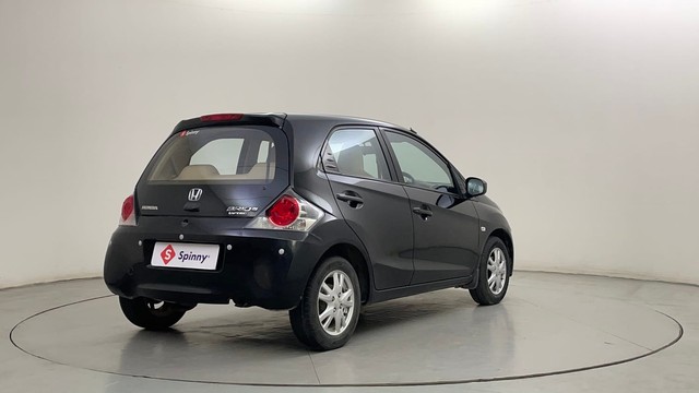 Second-hand 2013 Honda Brio V MT for sale in Mysore-3