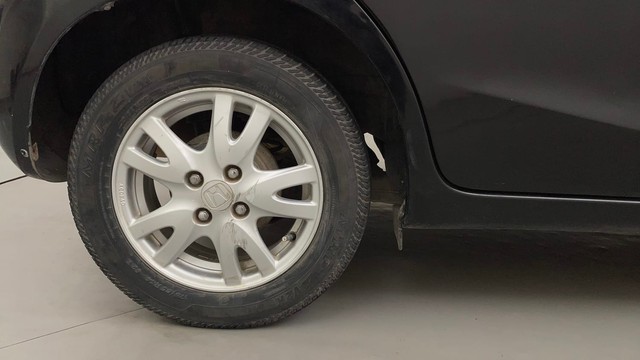 Second-hand 2013 Honda Brio V MT for sale in Mysore-18