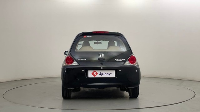 Second-hand 2013 Honda Brio V MT for sale in Mysore-4