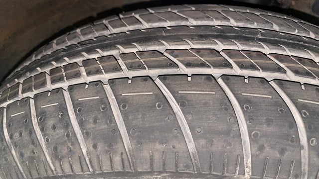 Second-hand 2013 Honda Brio V MT for sale in Mysore-37