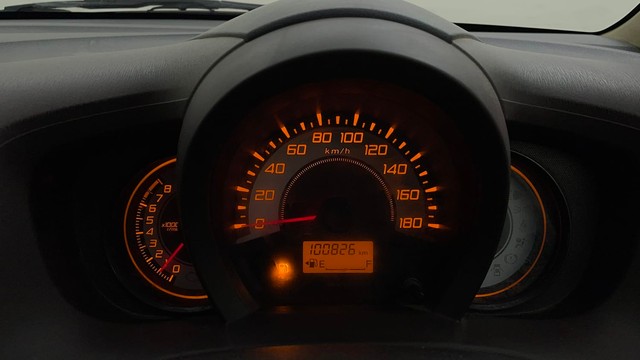 Second-hand 2013 Honda Brio V MT for sale in Mysore-13