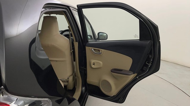 Second-hand 2013 Honda Brio V MT for sale in Mysore-26