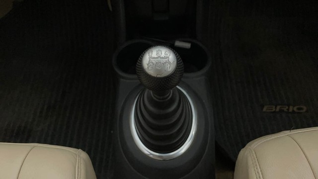 Second-hand 2013 Honda Brio V MT for sale in Mysore-12