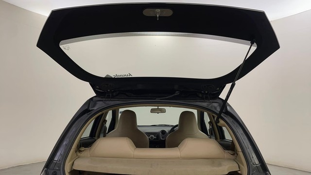 Second-hand 2013 Honda Brio V MT for sale in Mysore-24