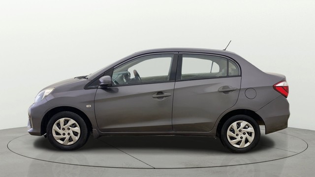 Second-hand 2018 Honda Amaze S Option i-VTEC for sale in Ahmedabad-16