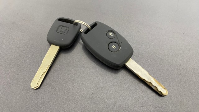 Second-hand 2018 Honda Amaze S Option i-VTEC for sale in Ahmedabad-1