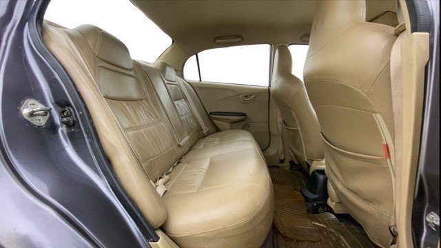 Second-hand 2018 Honda Amaze S Option i-VTEC for sale in Ahmedabad-8