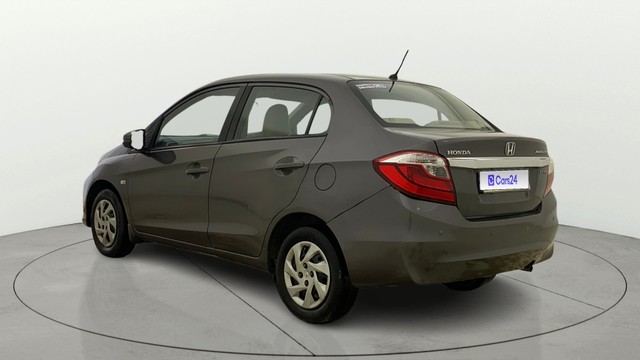 Second-hand 2018 Honda Amaze S Option i-VTEC for sale in Ahmedabad-15