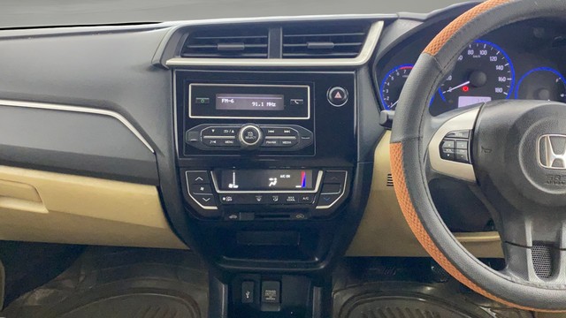 Second-hand 2018 Honda Amaze S Option i-VTEC for sale in Ahmedabad-2