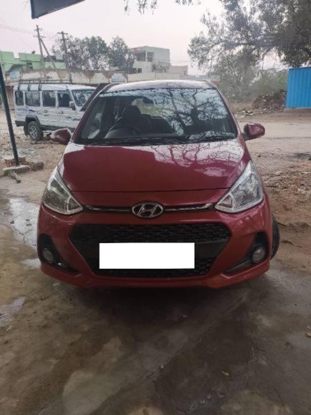 Second-hand 2017 Hyundai i10 Sportz 1.1L for sale in Koppal-8