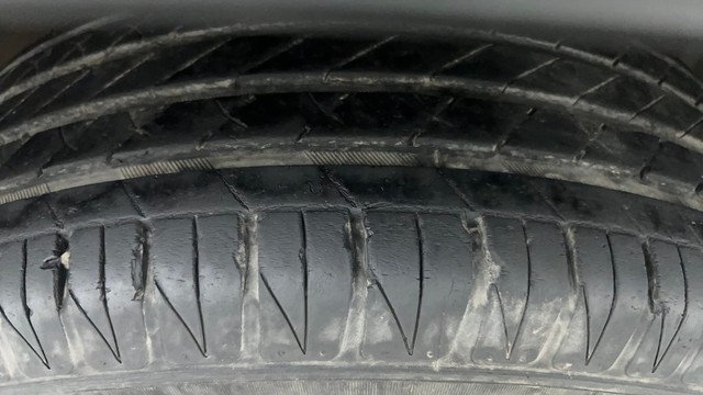 Second-hand 2018 Maruti Suzuki Vitara Brezza ZDi Plus Dual Tone for sale in Ahmedabad-37