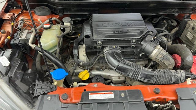 Second-hand 2018 Maruti Suzuki Vitara Brezza ZDi Plus Dual Tone for sale in Ahmedabad-39