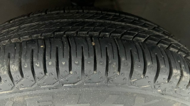 Second-hand 2015 Maruti Suzuki Alto 800 LXi for sale in Ahmedabad-23