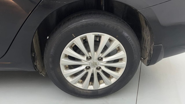 Second-hand 2015 Maruti Suzuki Ciaz AT ZXi for sale in Ghaziabad-19