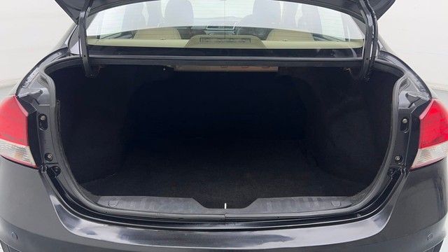 Second-hand 2015 Maruti Suzuki Ciaz AT ZXi for sale in Ghaziabad-9