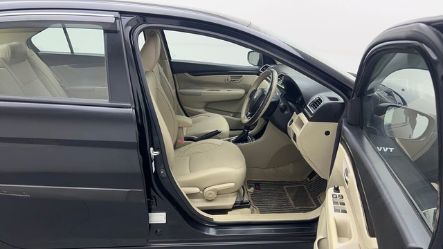 Second-hand 2015 Maruti Suzuki Ciaz AT ZXi for sale in Ghaziabad-15