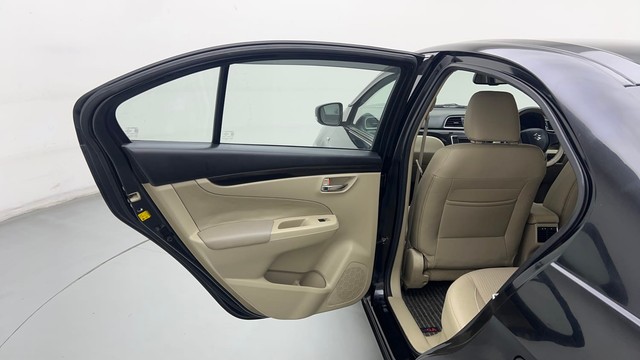 Second-hand 2015 Maruti Suzuki Ciaz AT ZXi for sale in Ghaziabad-33