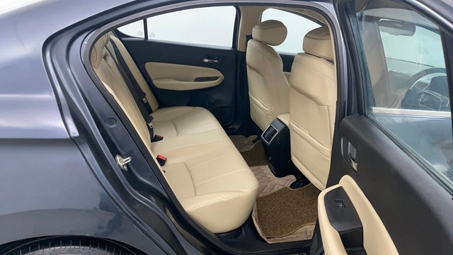 Second-hand 2022 Honda City ZX MT for sale in Jaipur-34