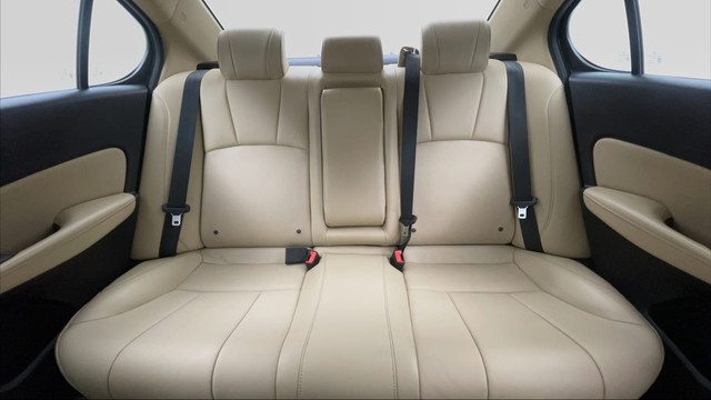 Second-hand 2022 Honda City ZX MT for sale in Jaipur-38