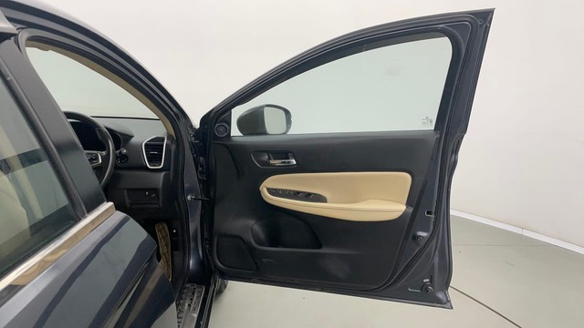 Second-hand 2022 Honda City ZX MT for sale in Jaipur-16